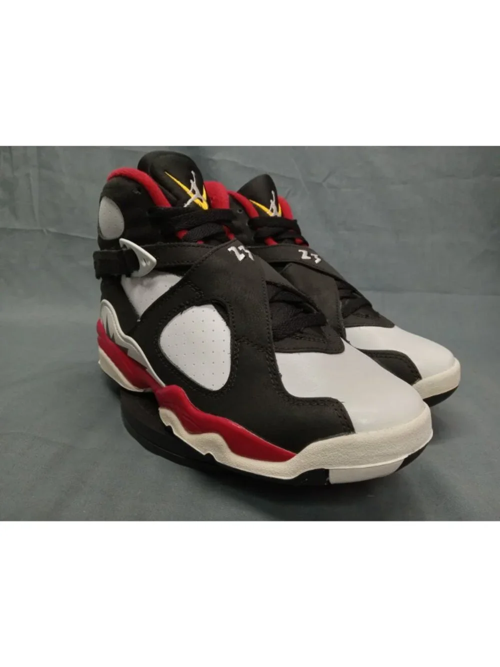 Nike Air Jordan 8 Retro (GS) Sneaker Paprika Black White Boys Size 5 FLOOR MODEL